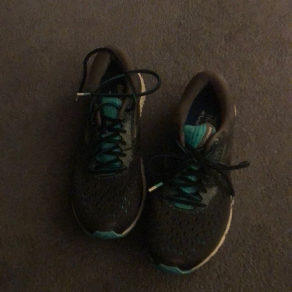 Brooks Shoes - Brooks Glycerins 16